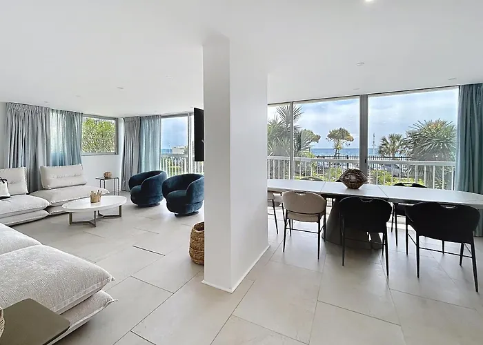 Bozca - Front De * Cannes